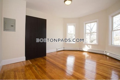 Mission Hill Charming 4 Bed 2 Bath in Mission Hill! Boston - $6,800