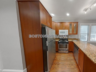 Mission Hill 4 Bed, 2 Bath Unit Boston - $6,570