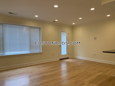 Brookline 2 Bed 1 Bath BOSTON  Chestnut Hill - $3,710 No Fee