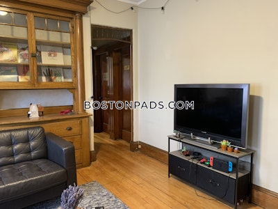 Somerville 4 Bed 1 Bath SOMERVILLE  Tufts - $4,800