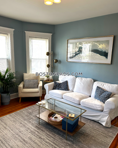 Dorchester Spacious  3 bed, 1.5 bath available now on Adams St in Dorchester Boston - $3,400