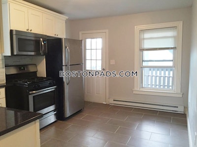 East Boston Magnificent 3 Beds 1 Bath on Chelsea St Boston - $3,250 50% Fee