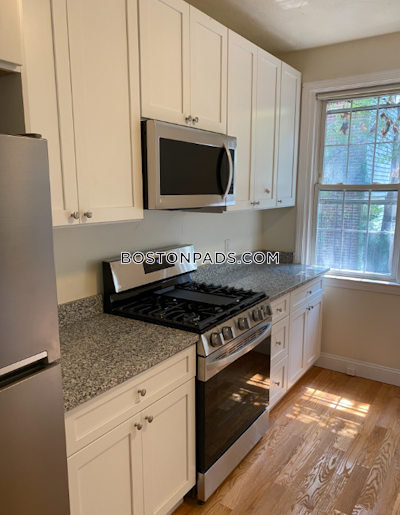 South Boston Modern Studio 1 Bath on Bolton St. in South Boston Boston - $2,550