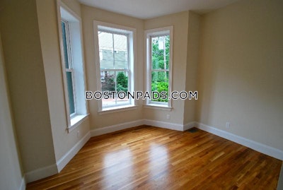 Fort Hill 4 Bed 2 Bath on Fort Ave in BOSTON Boston - $5,400