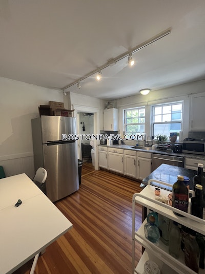 Somerville 4 Beds 1 Bath  Tufts - $5,200