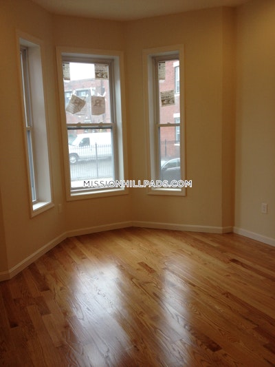 Fort Hill 4 Beds 1.5 Baths Boston - $3,900