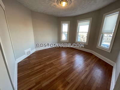 Dorchester 4 bed 1 bath available NOW on East Cottage in Dorchester! Boston - $4,200