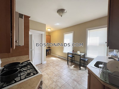 Somerville 3 Beds 1 Bath  Davis Square - $3,975