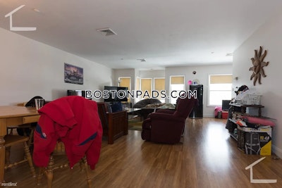 Brighton Nice 2 Bed 1 Bath available 6/1 on Glencoe St. in Brighton  Boston - $2,750