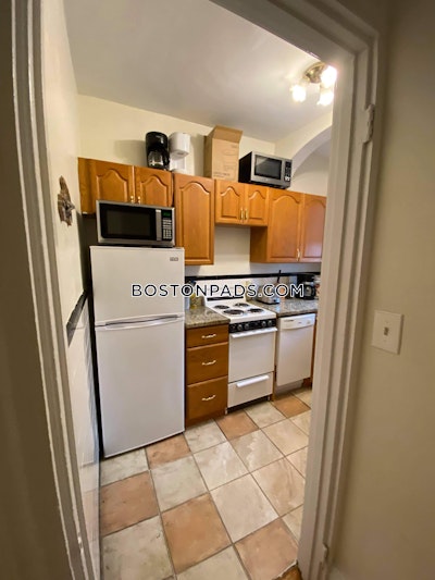 Brookline Apartment for rent 1 Bedroom 1 Bath  Coolidge Corner - $2,500