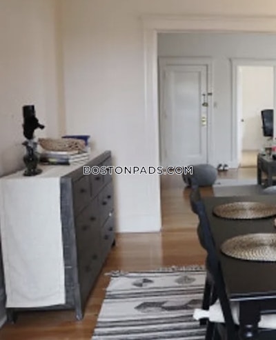 Brookline 3 Beds 1 Bath  Coolidge Corner - $4,300