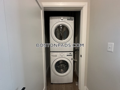 East Boston 2 Beds 1 Bath Boston - $3,225 No Fee