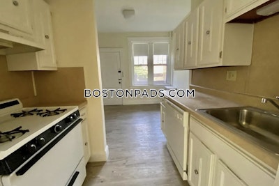 Brookline 3 Bed, 1 Bath Unit  Coolidge Corner - $4,300